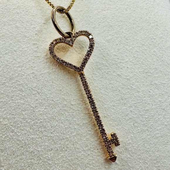 NEW! 14k Rose Gold Diamond Key Pendant - Picture 9 of 13